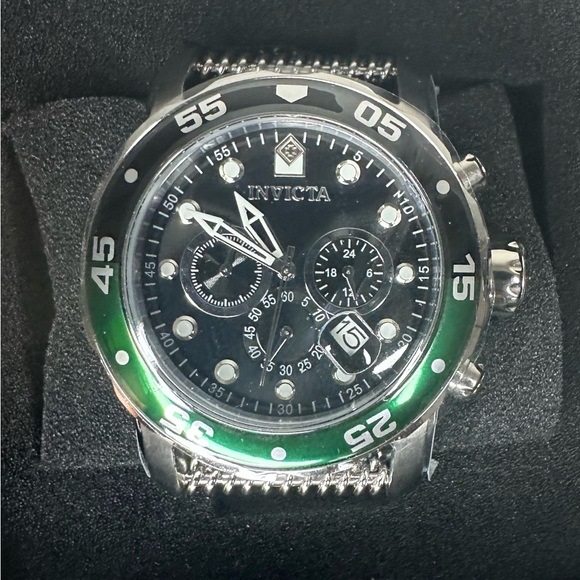 Invicta Silver and Green Men's Watch - Picture 1 of 4